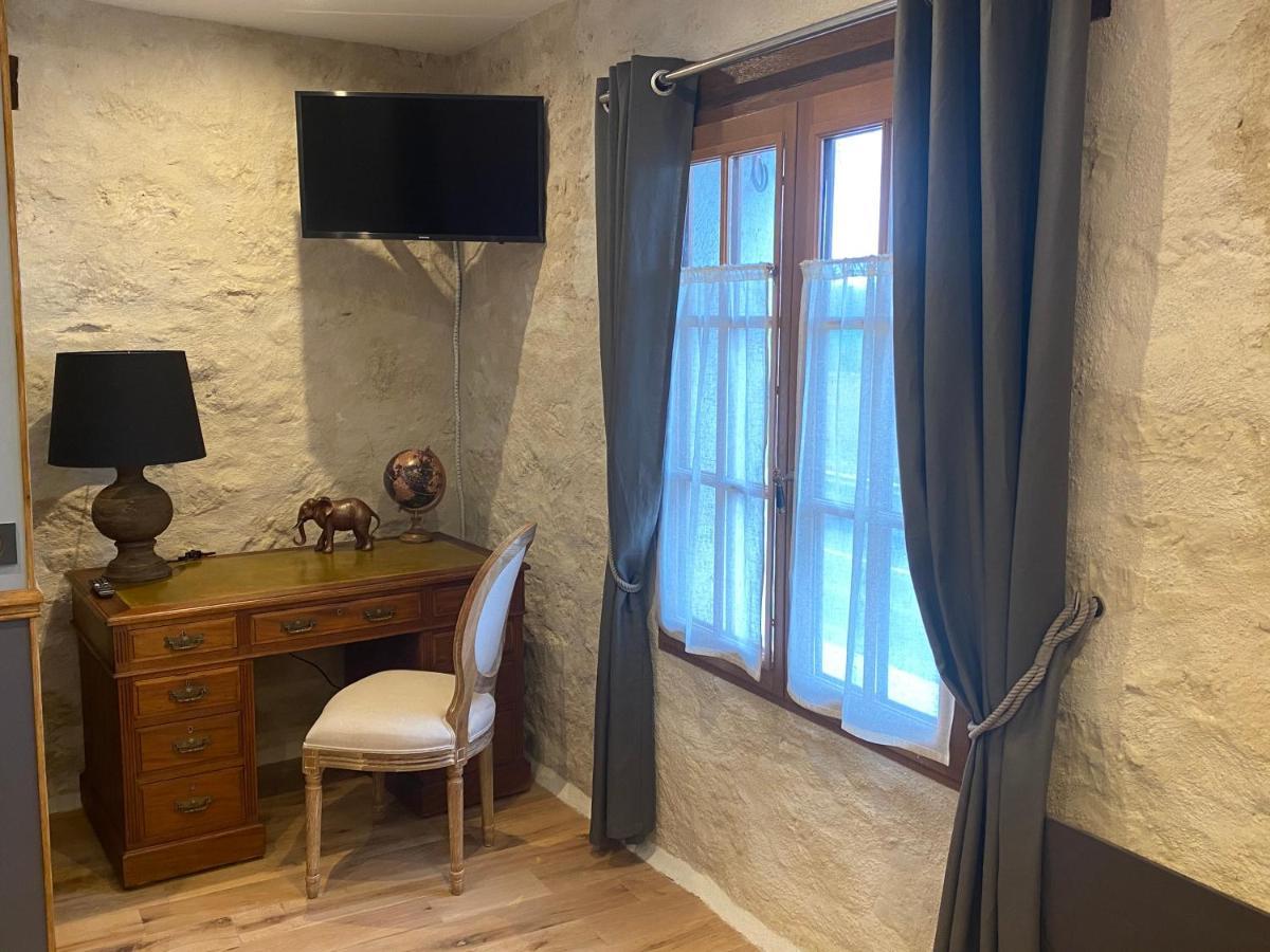 La Maison Du Caillou Bed & Breakfast Pontarme Ngoại thất bức ảnh
