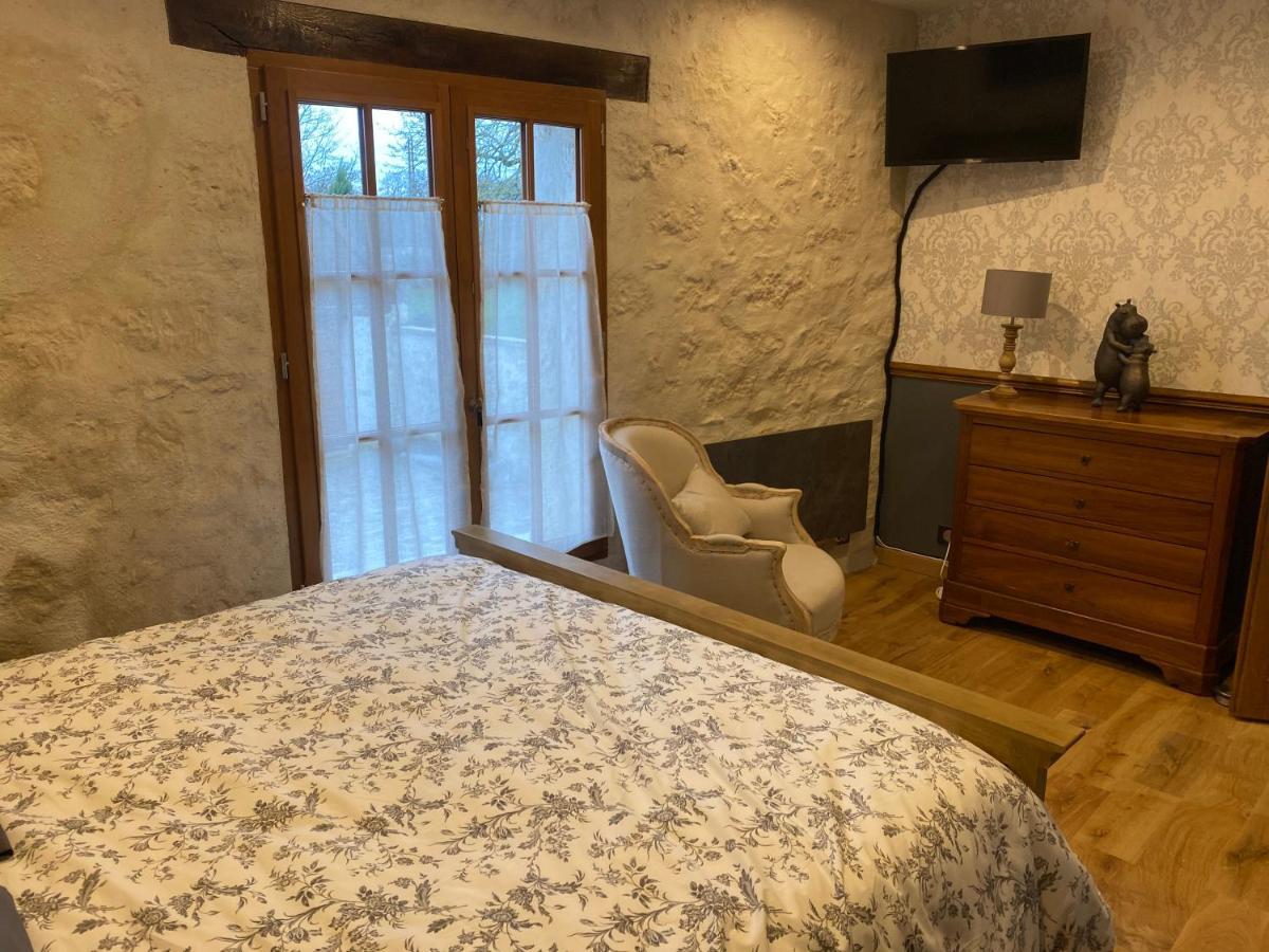 La Maison Du Caillou Bed & Breakfast Pontarme Ngoại thất bức ảnh